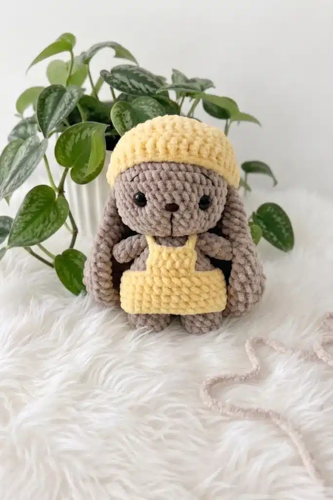 amigurumi bunny pattern - featured image