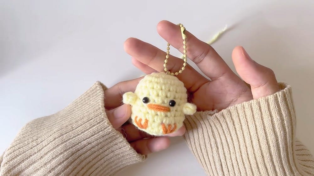 crochet baby chick amigurumi pattern crochet project crochet project detail 1