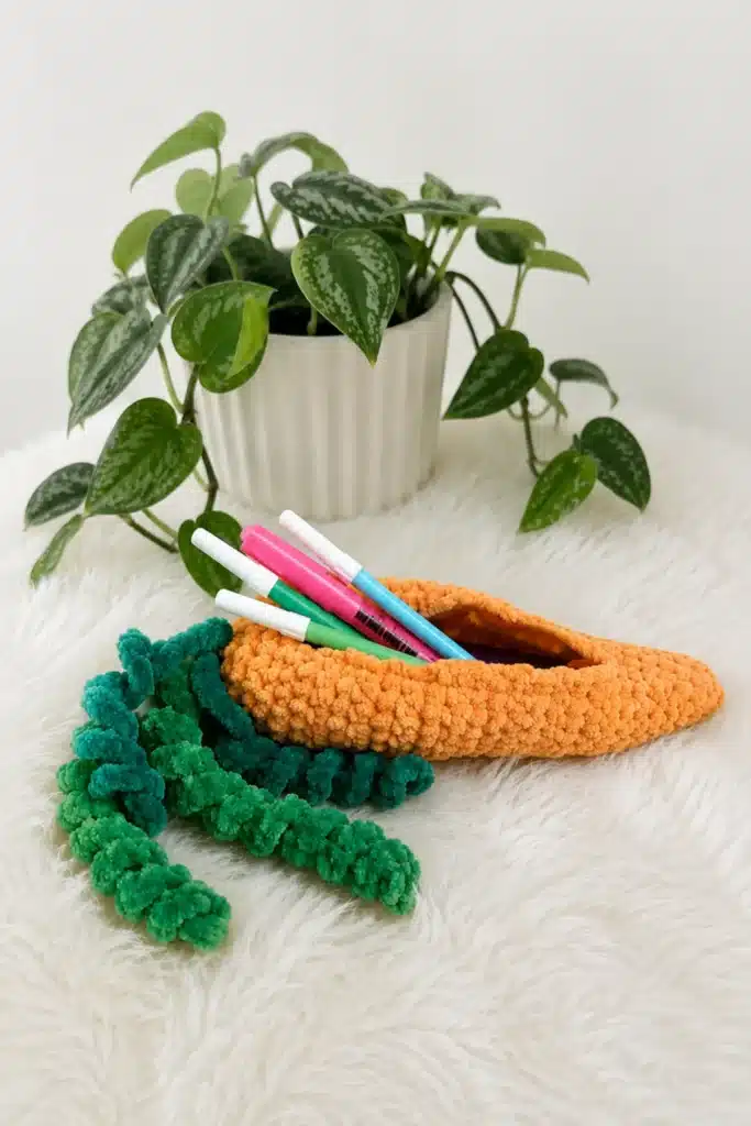 crochet carrot pencil case pattern - featured image