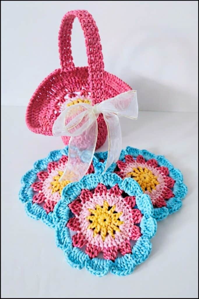 crochet flower coasters - featured image