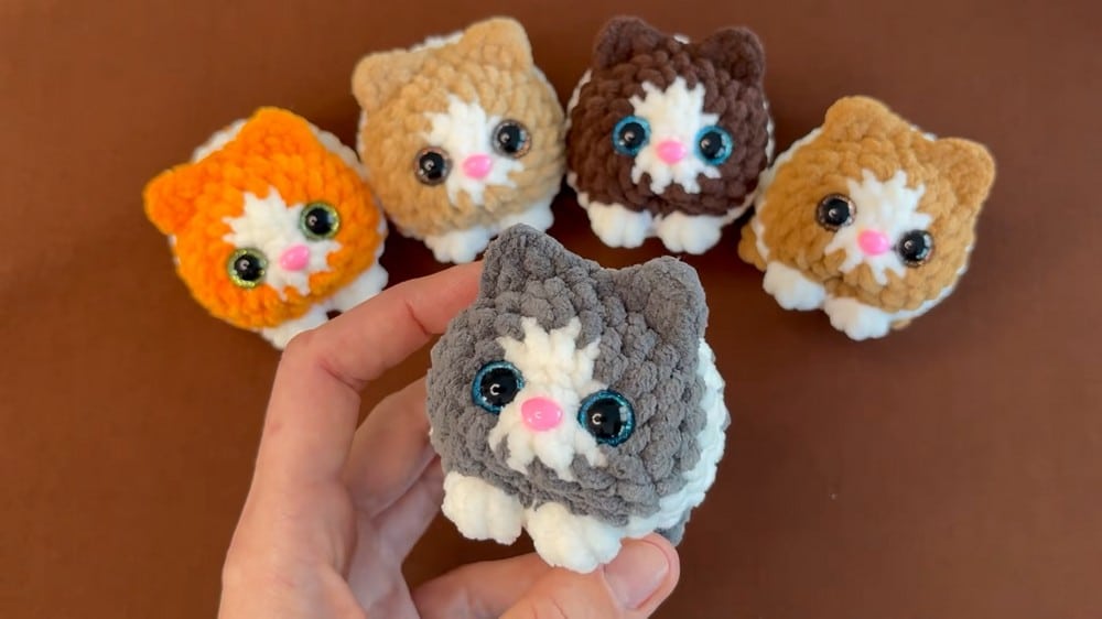 crochet mini cat keychain crochet project crochet project detail 1