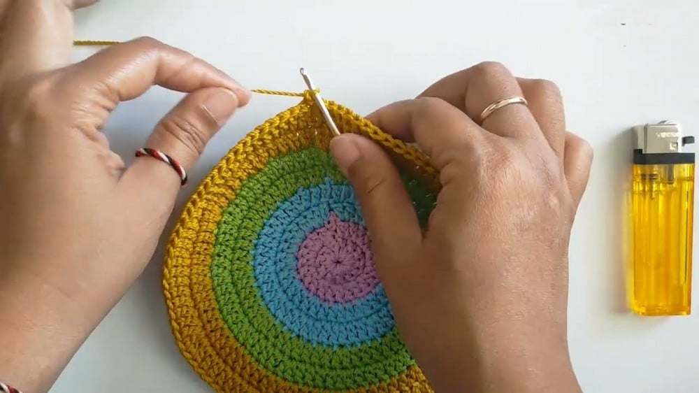 dinosaur pencil case crochet pattern crochet project crochet project detail 3