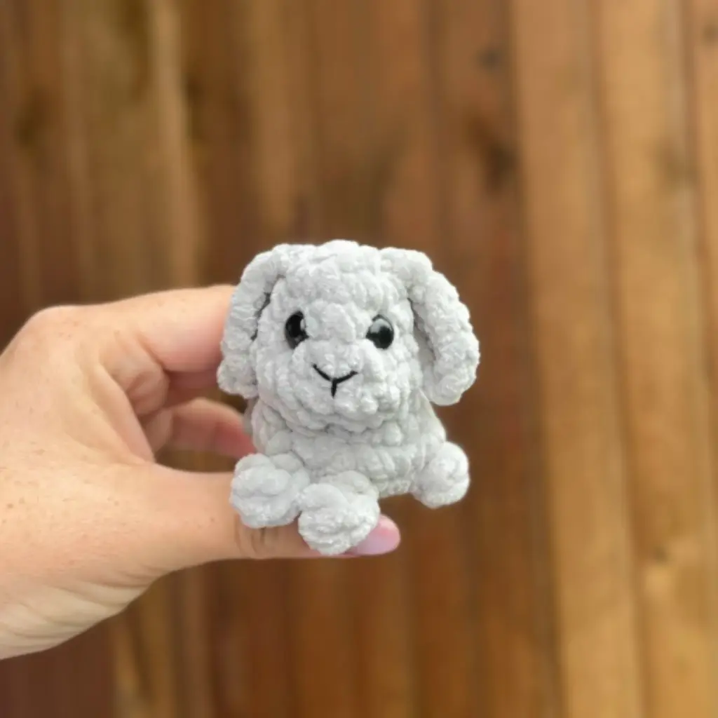 mini amigurumi bunny crochet project crochet project detail 1