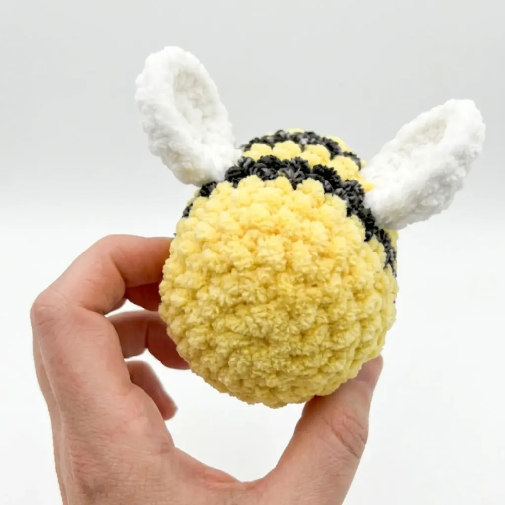 plush chenille bee amigurumi pattern crochet project crochet project detail 3
