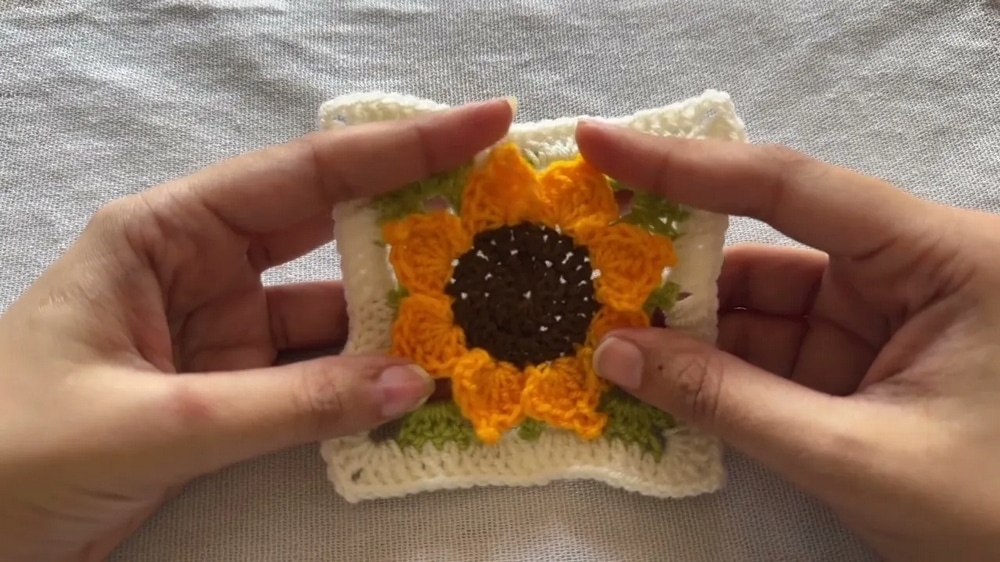 sunflower granny square crochet project crochet project detail 1