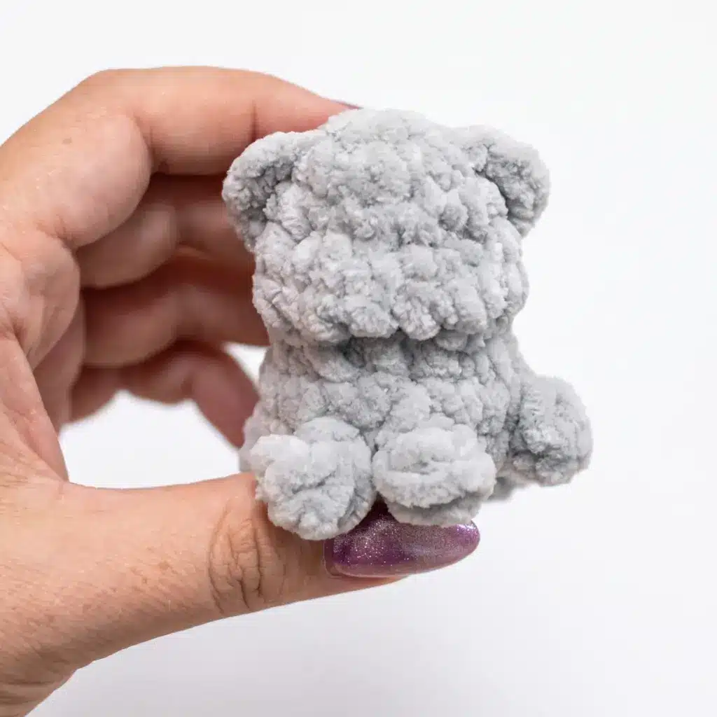 tiny plush kitten amigurumi crochet project crochet project detail 1