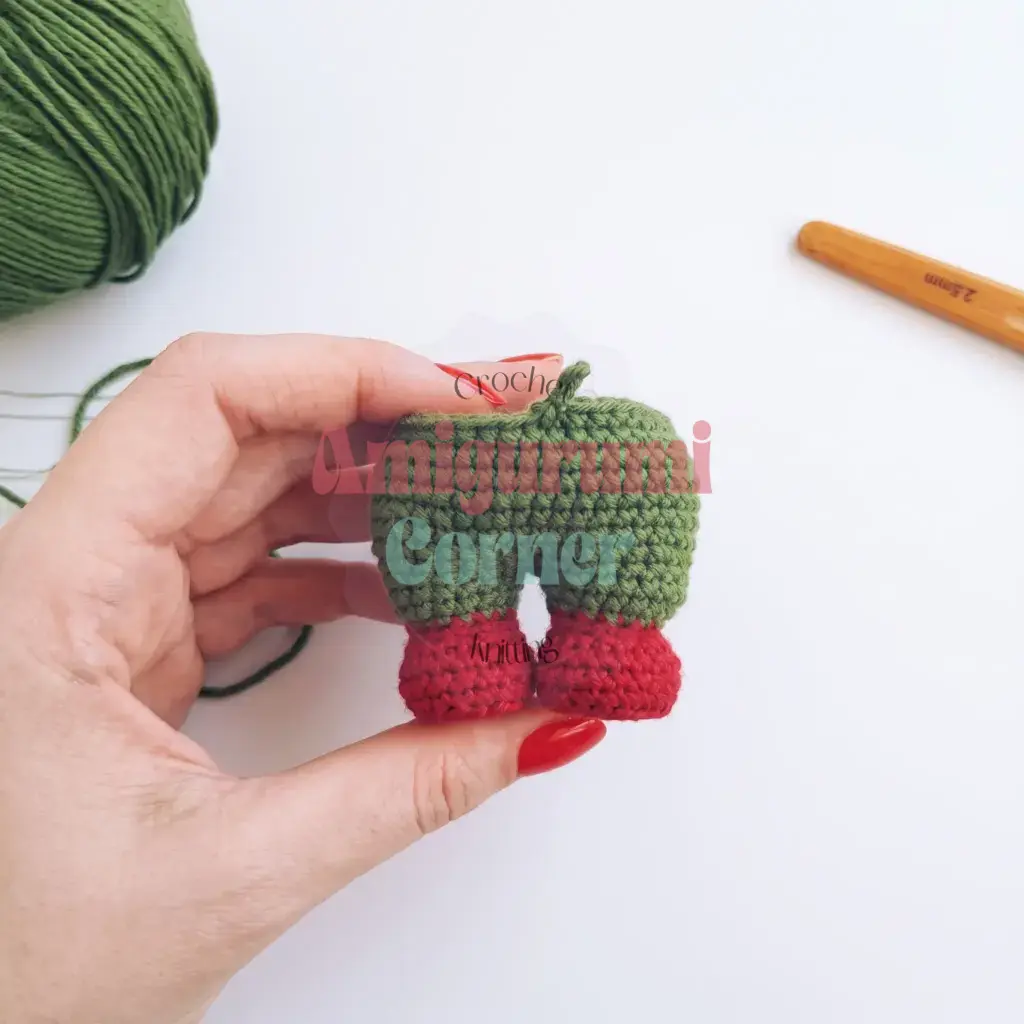 Christmas Gnome Amigurumi crochet project crochet project detail 10