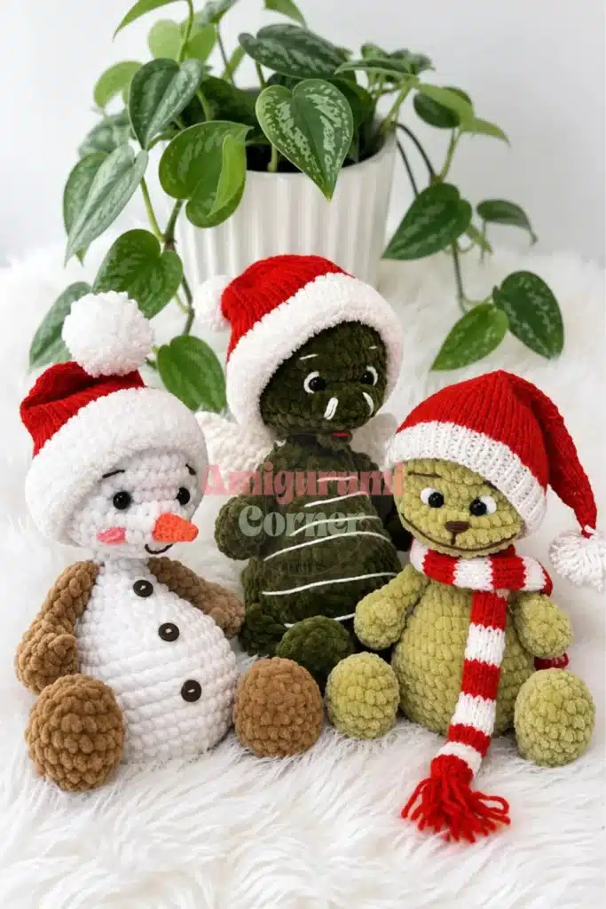 holiday trio amigurumi - featured image