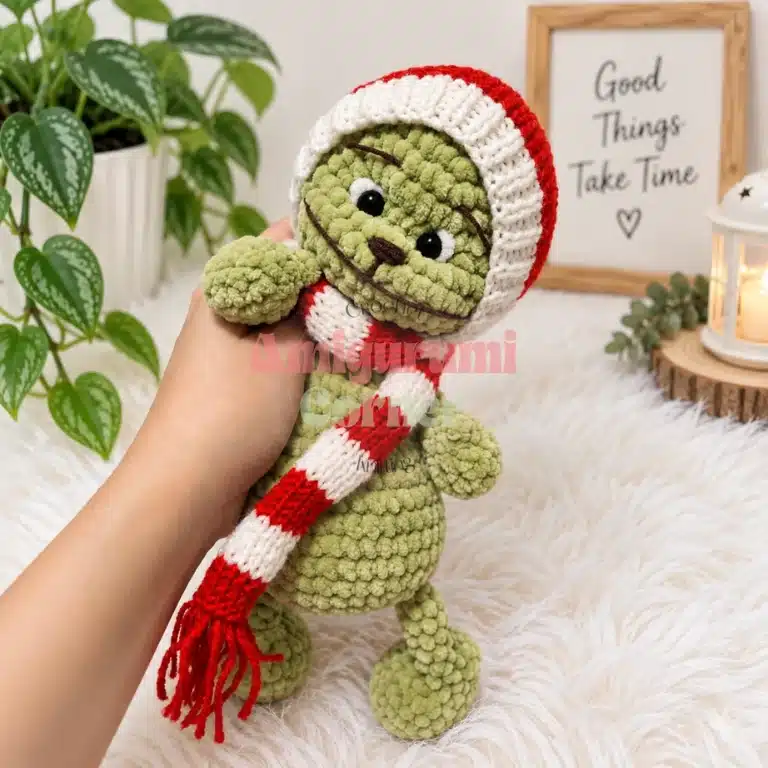 holiday trio amigurumi crochet project crochet project detail 8